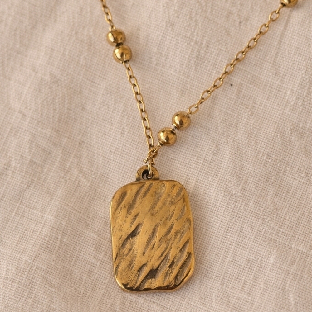 Whimsical Vintage Gold Tone Mirror Pendant Necklace | Romantic Floral Etching - Picture 4 of 7